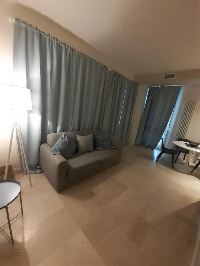 Baretti House- Parcheggio Riservato Per Un Soggiorno Perfetto Turin Exteriör bild